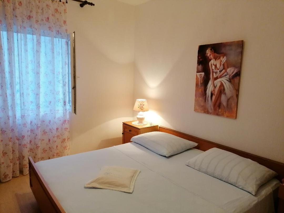Apartmani Milisa L Primošten Exteriör bild