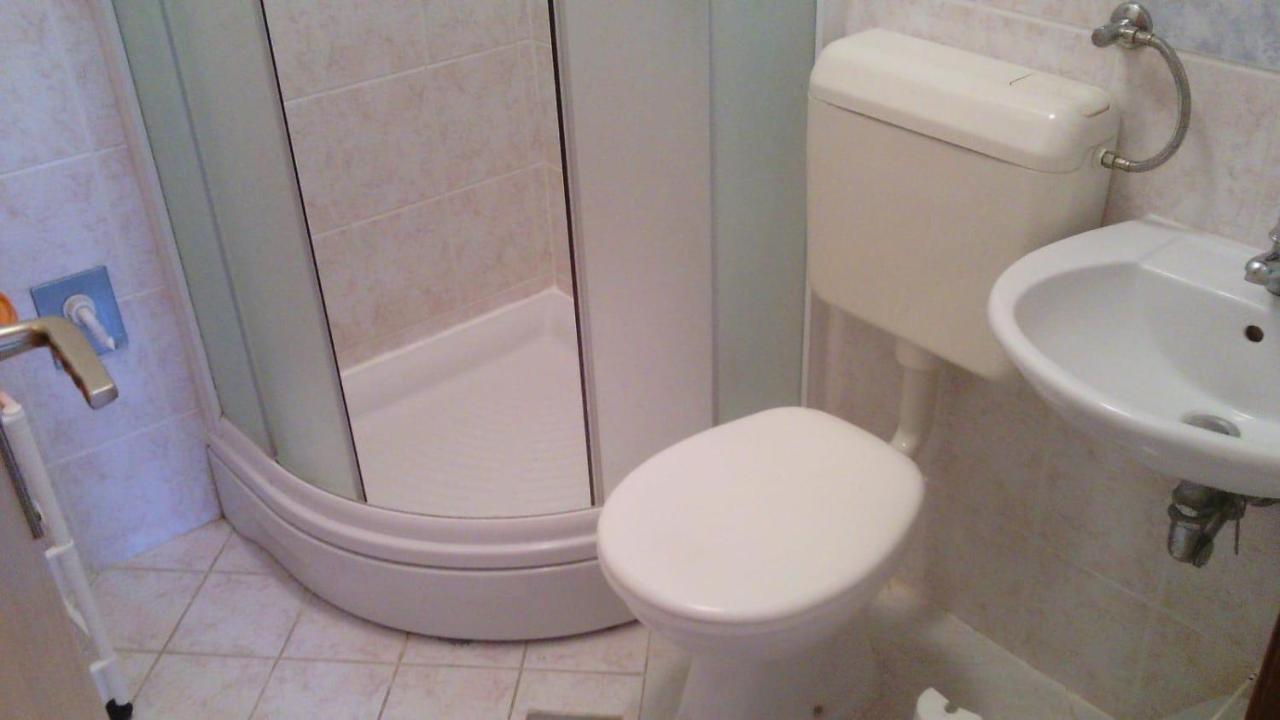 Apartmani Milisa L Primošten Exteriör bild