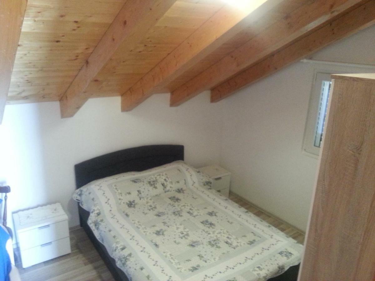 Apartmani Milisa L Primošten Exteriör bild