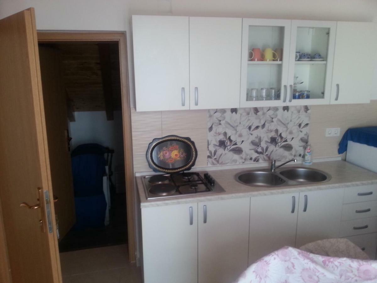 Apartmani Milisa L Primošten Exteriör bild
